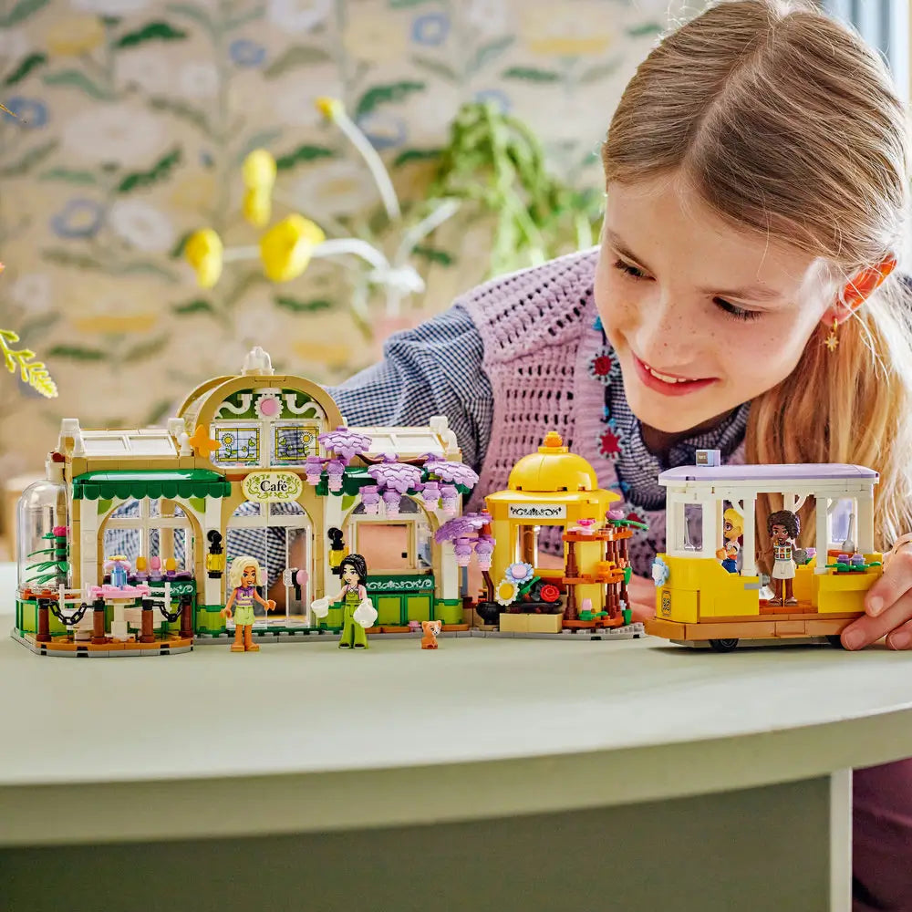 LEGO® Friends Plant Café & Flower Shop (42671)