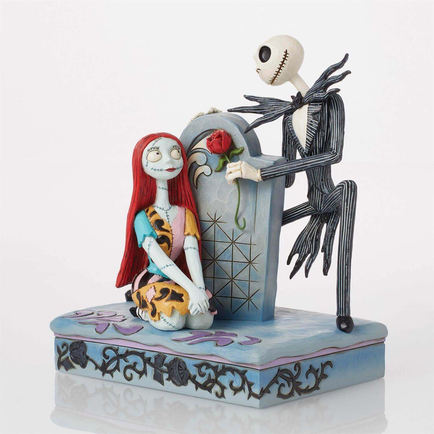 Jack and Sally Gravestone Figurine – Disney Showcase 