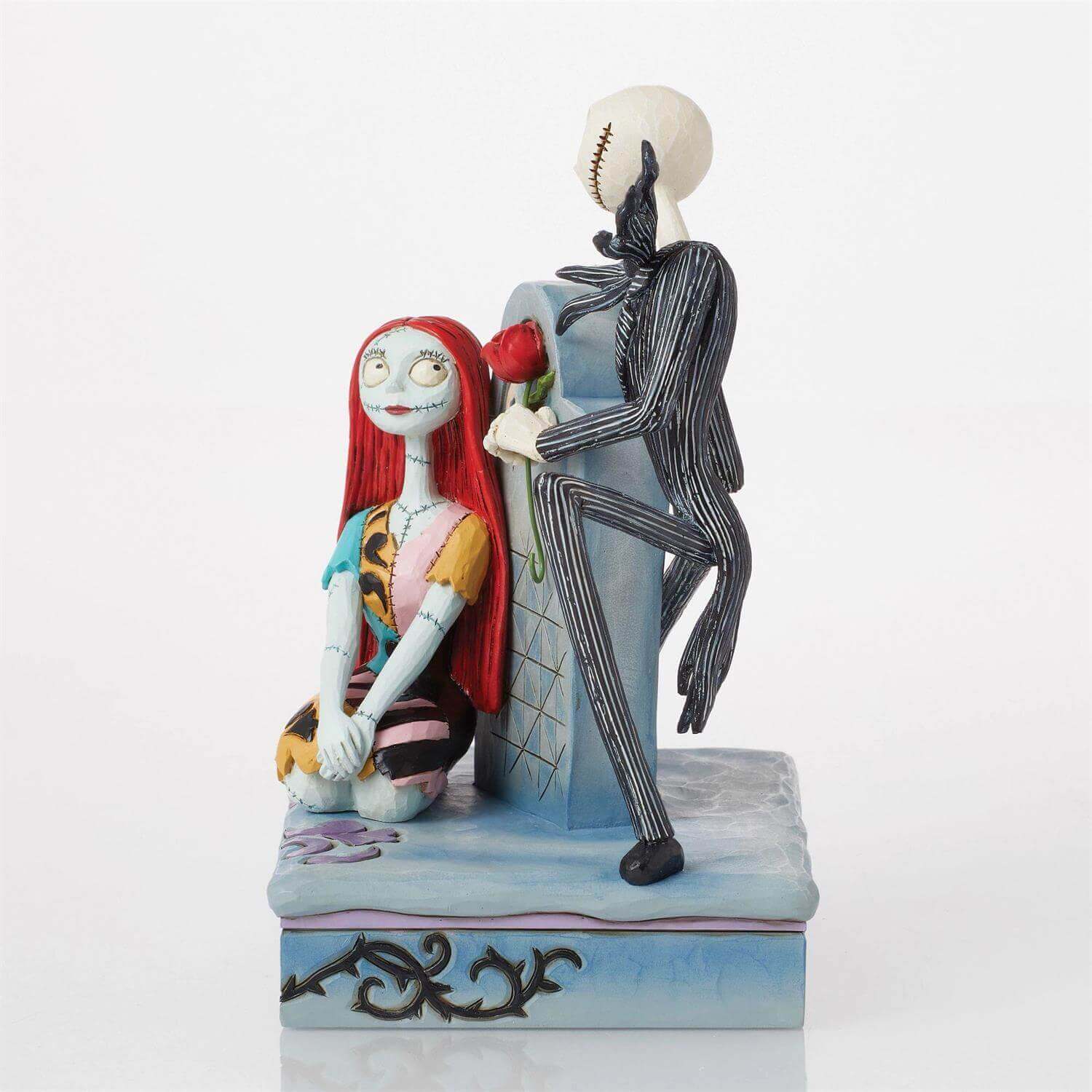 Jack and Sally Gravestone Figurine – Disney Showcase 