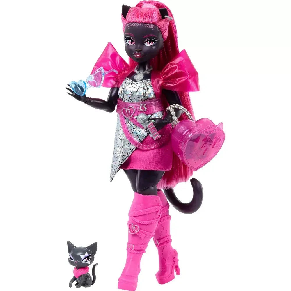 Monster High Catty Noir Fashion Doll With Pink Hair