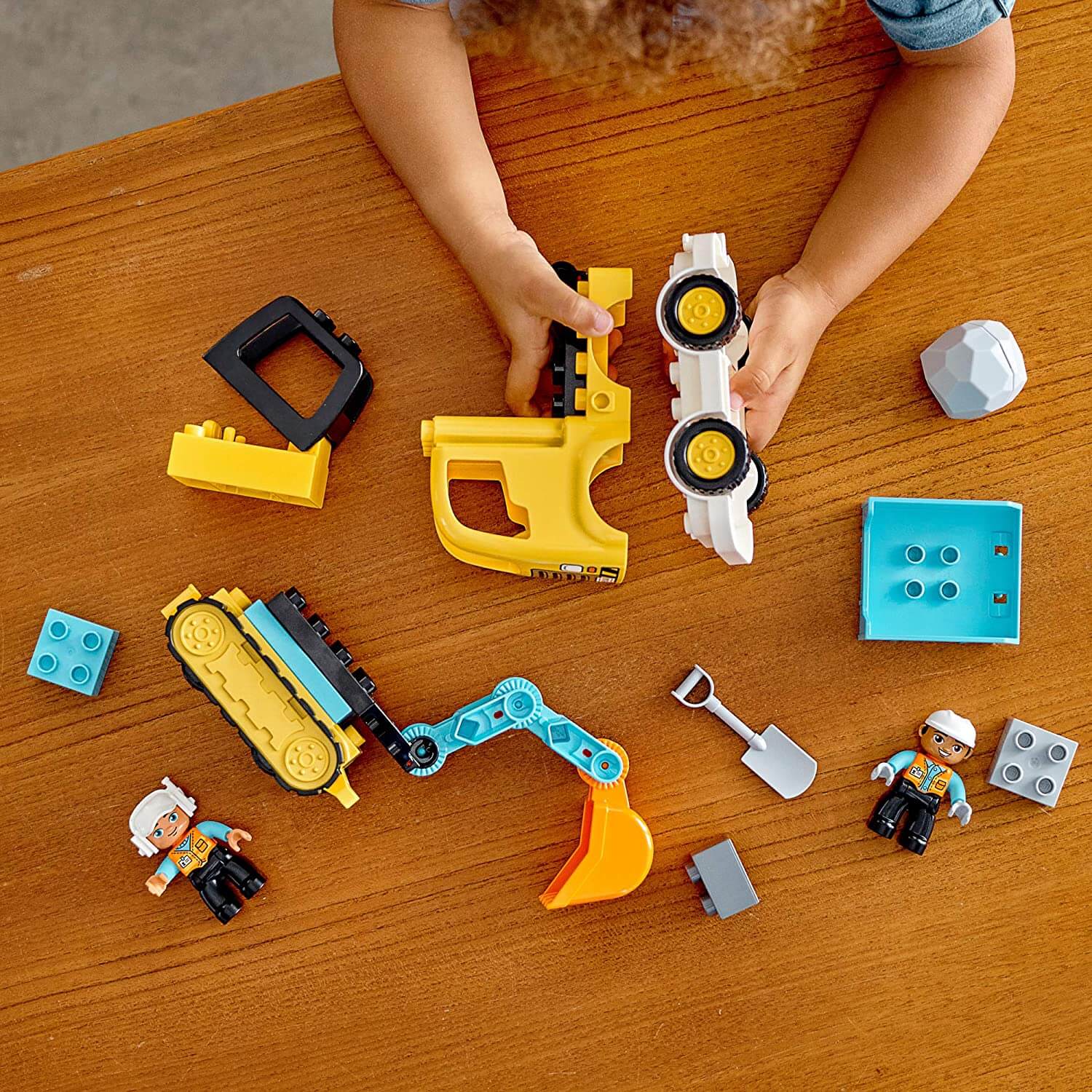 LEGO DUPLO Town Truck & Tracked Excavator 20 Piece Building Set