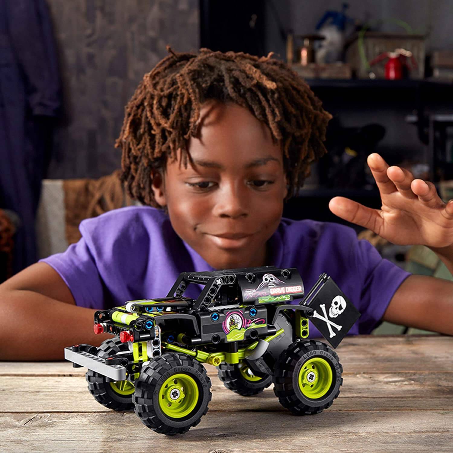 LEGO Technic Monster Jam Grave Digger 212 Piece Set (42118)