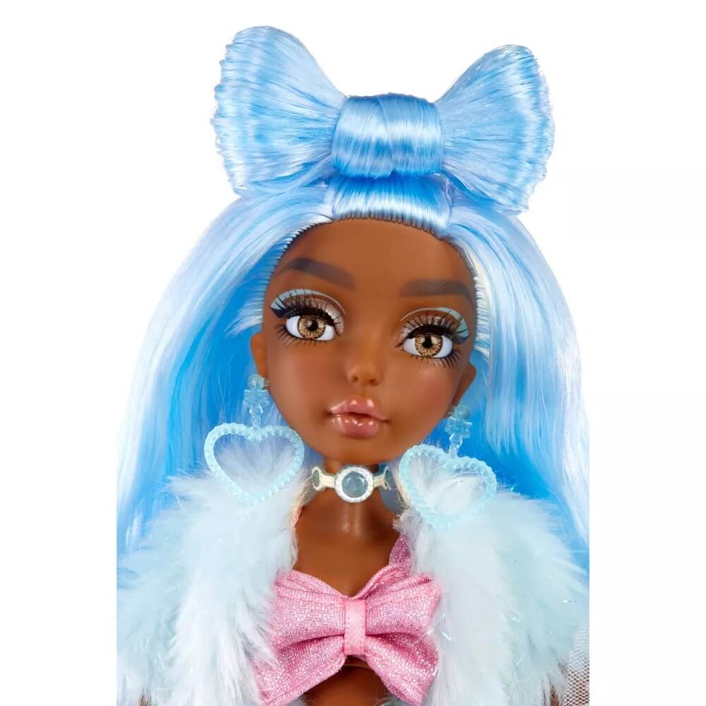 Mermaze Mermaidz Color Change Shellnelle Fashion Doll