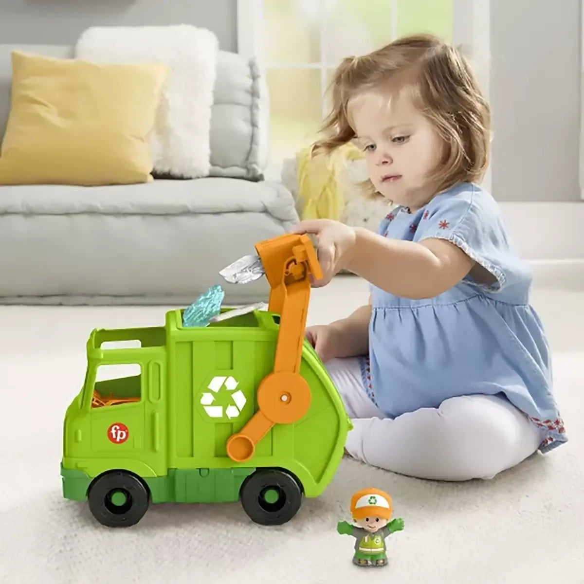 Fisher-Price Little People Recycling Truck Musical Toddler Garbage Toy Set child playing