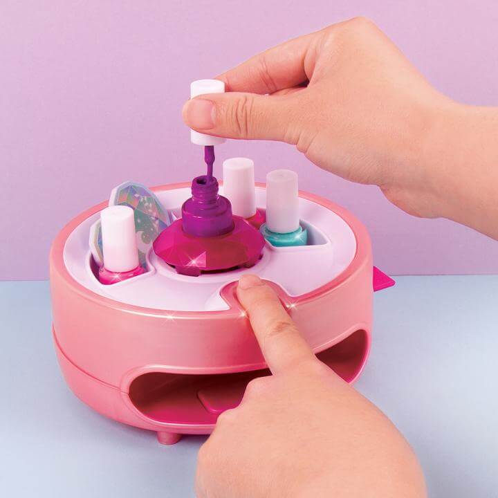Make It Real Color Fusion Light Up Nail Dryer